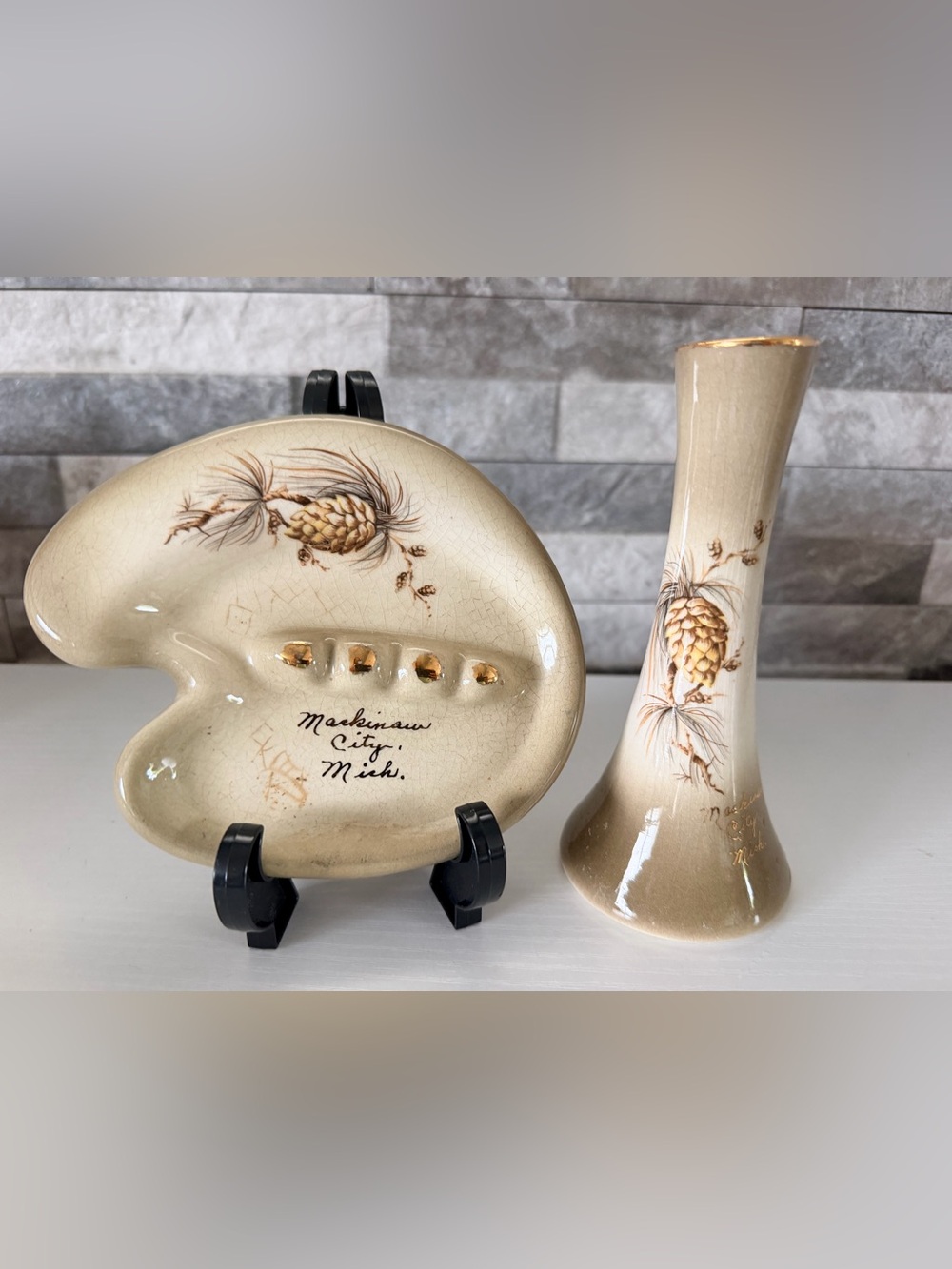 Vintage Mackinaw City Mich. Ceramic Ashtray & Bud Vase Set Mid-Century Pinecones